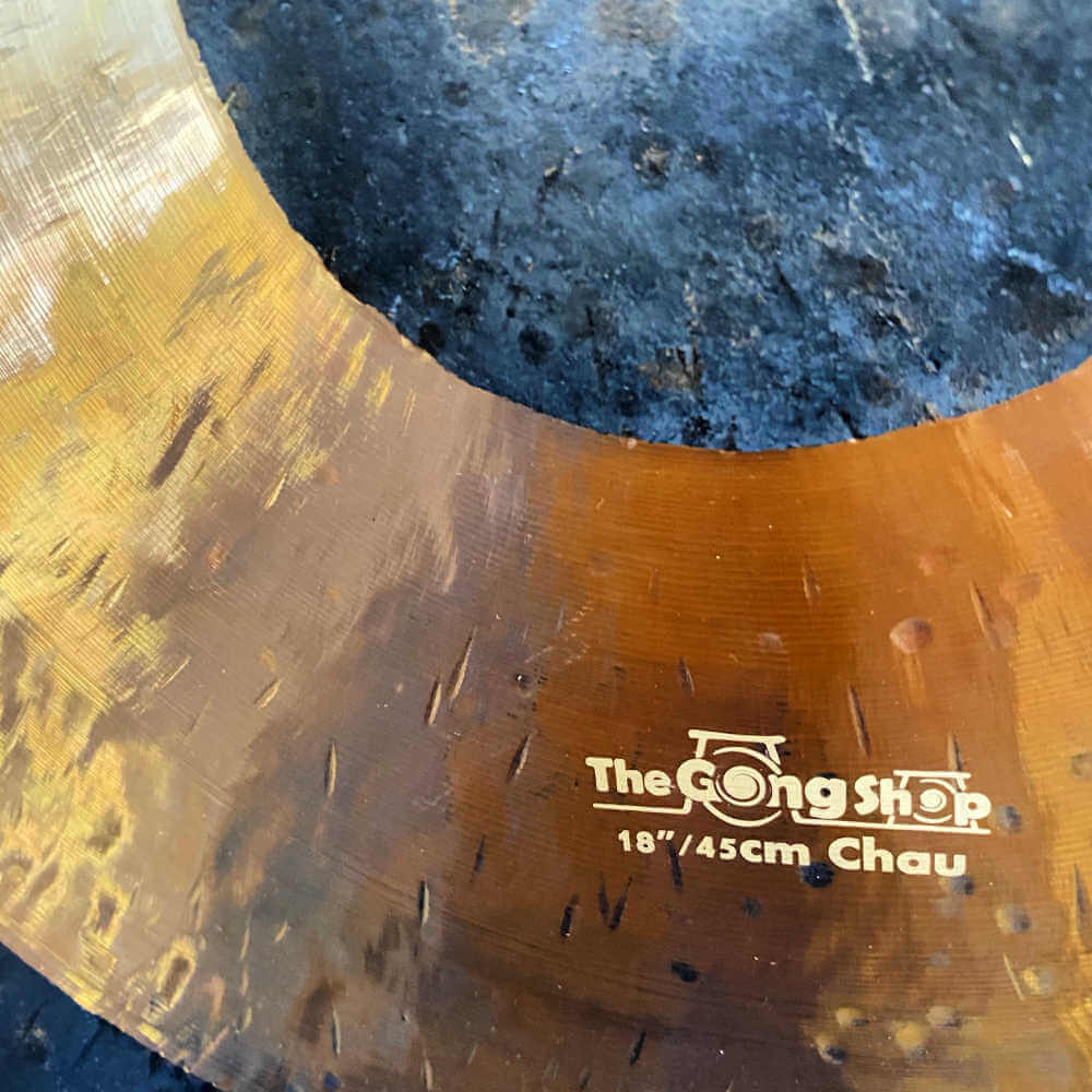 The Gong Shop Chau Gongs 18" Chau Gong with Beater