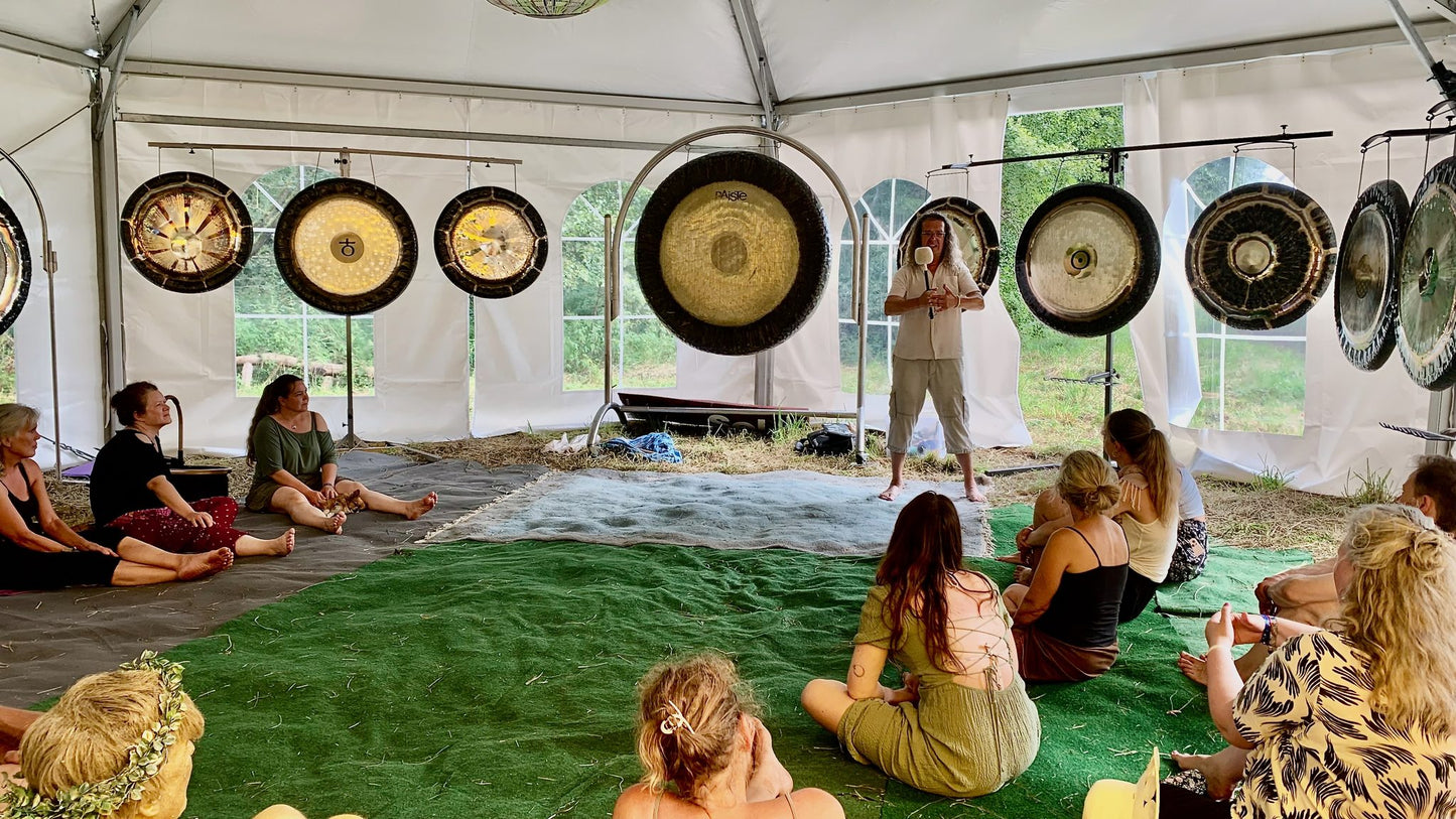 Integral Gong Playing workshop group
